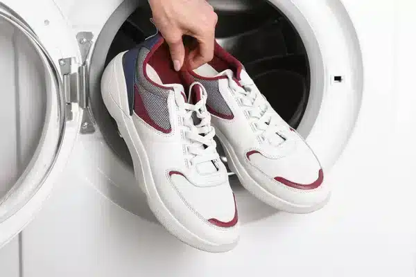 Schoenen wassen in de wasmachine wat zijn de do’s en don’ts
