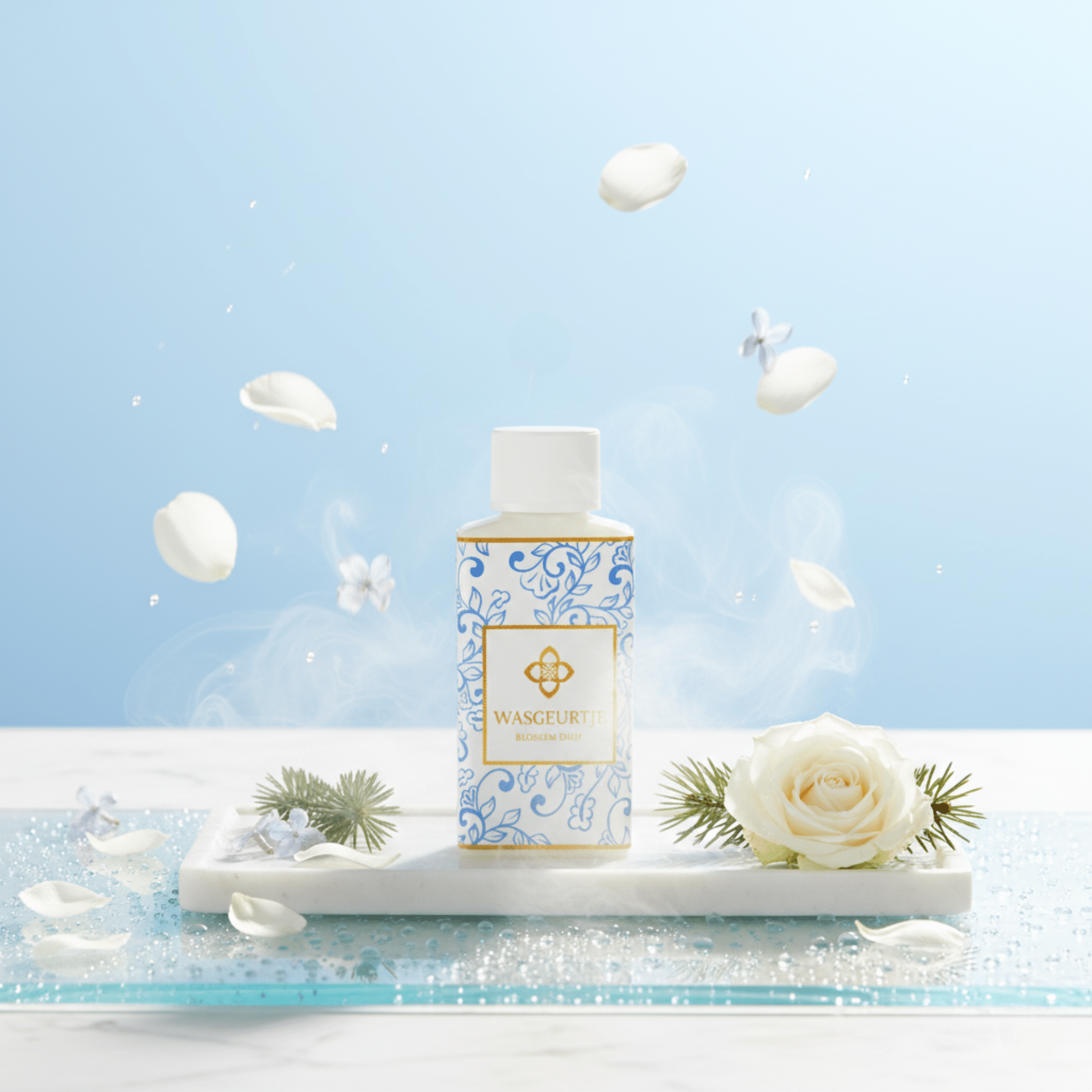 Wasgeurtje Blossom Drip wasparfum met zwevende bloemblaadjes, dauwdruppels en witte roos op glanzende ondergrond in nevelig licht.